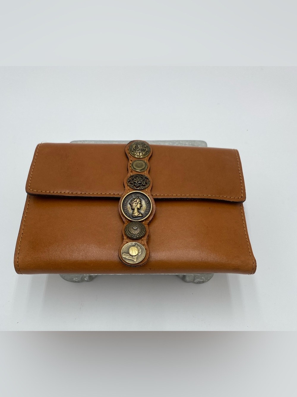Patricia Nash Tan Leather Renaissance Wallet With Decorative Brass Medallions